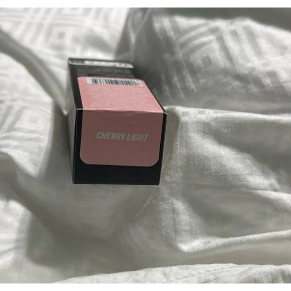 HUDA BEAUTY new huda